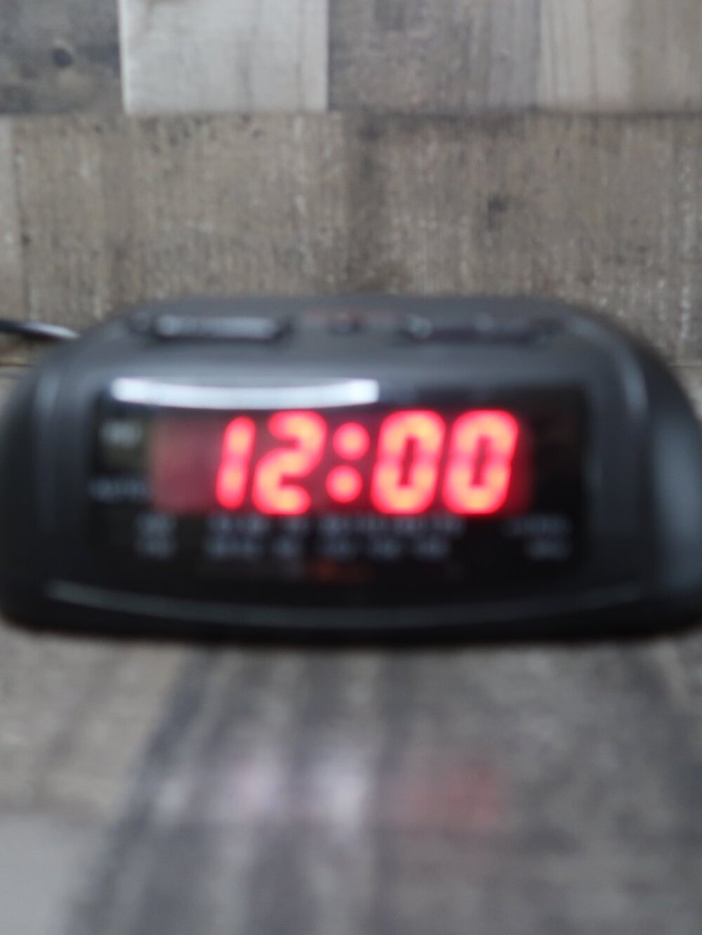 Sunbeam AM/FM Clock Radio Alarm Clock Model 89014 Works!